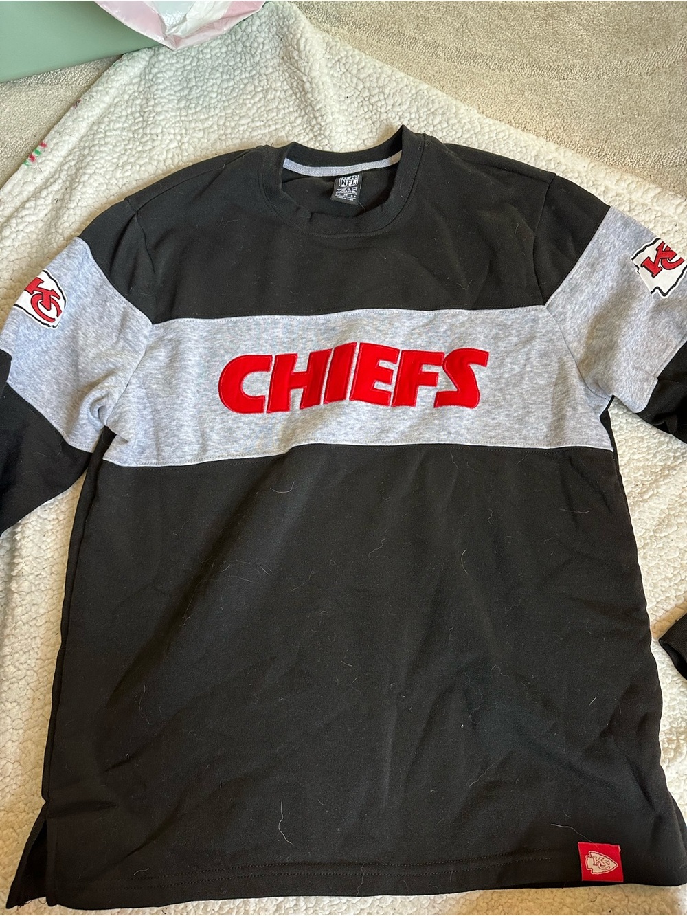 NFL Black Crewneck Sweatshirt with Gray Stripe and Red Chiefs Logo